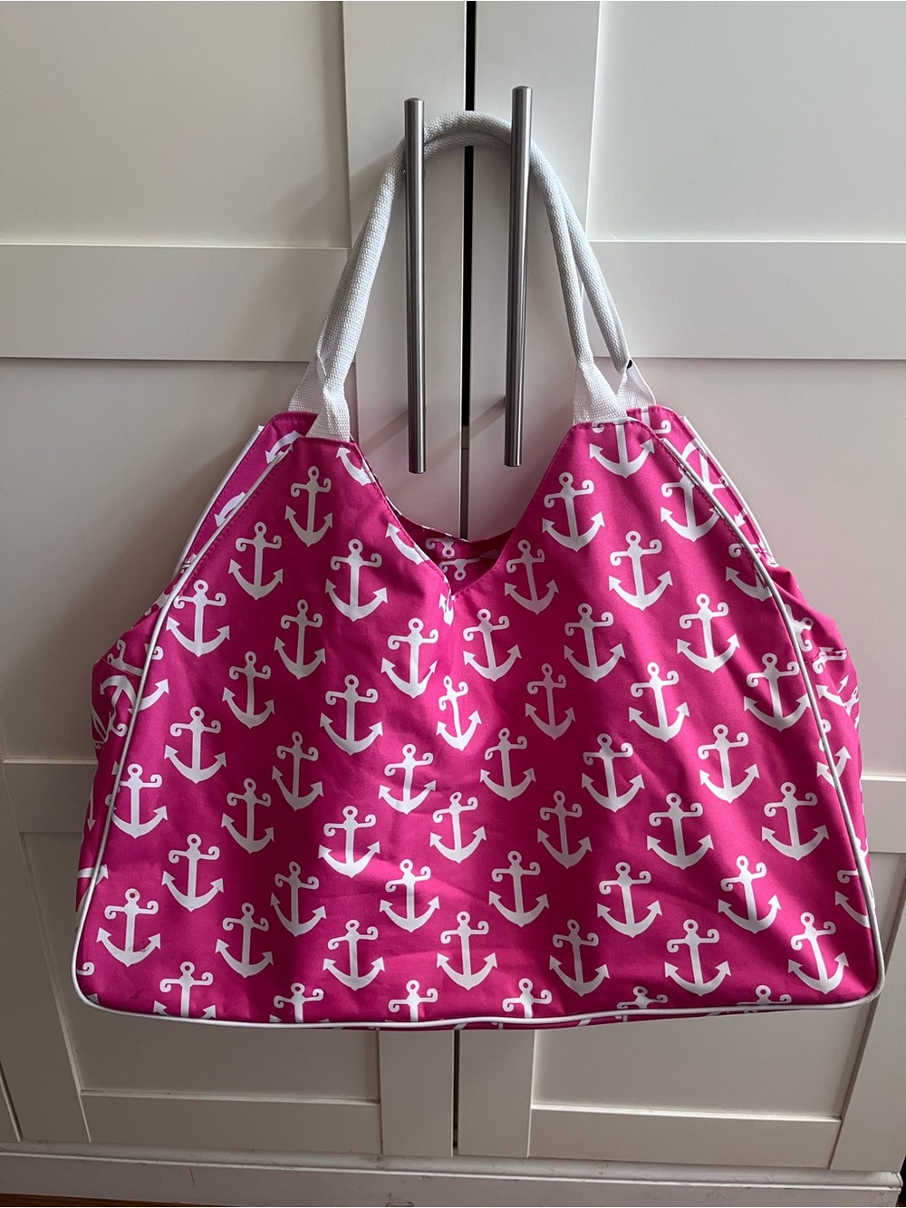Pink Anchor-Print Weekender Tote Bag, ‘L’ monogram - Picture 6 of 10